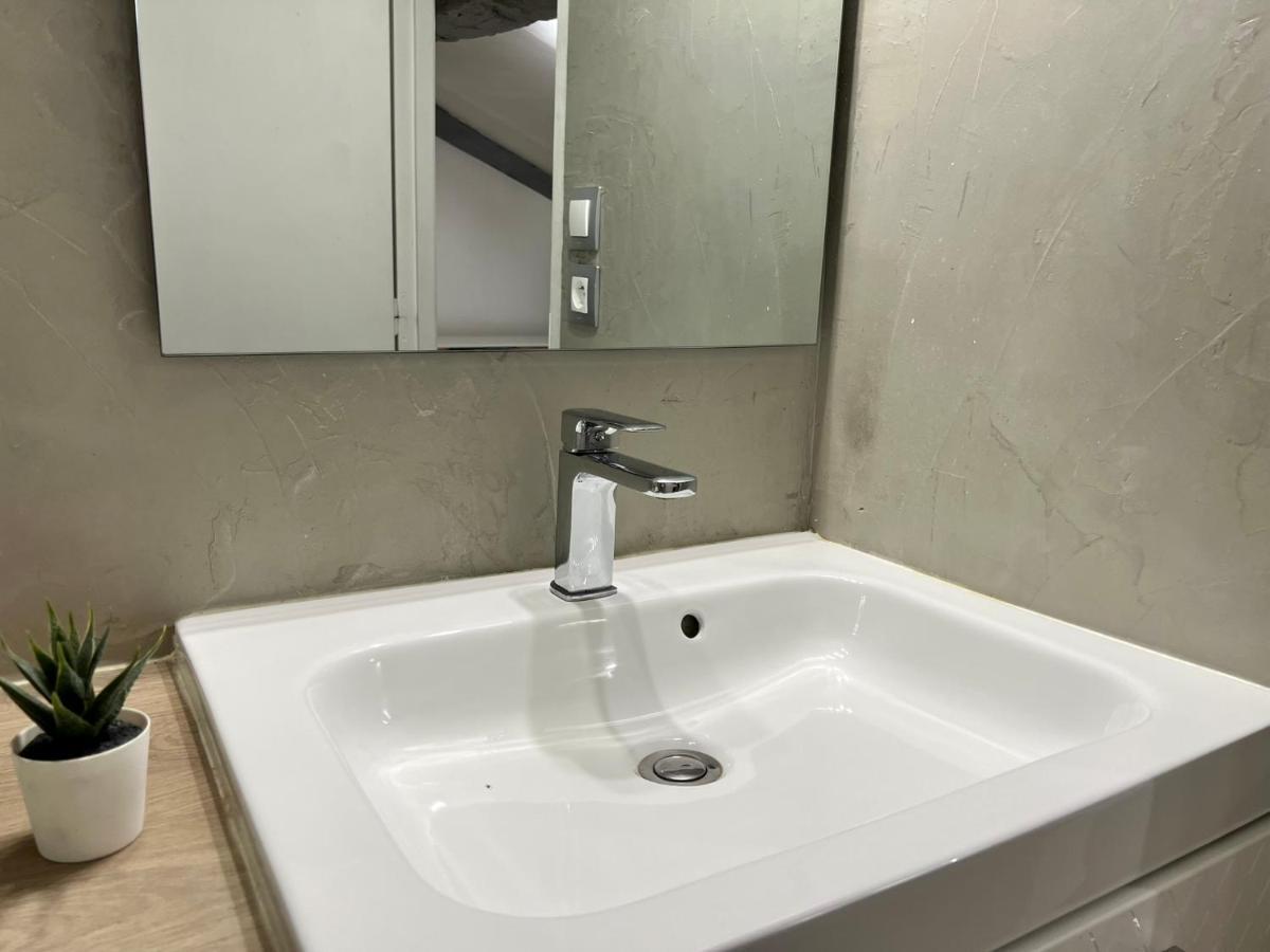 Le Mobile - Climatise - Proche De La Gare - Centre Ville-property Nm